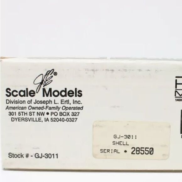 1935 Mack Tanker Locking-Bank Die-Cast Model Shell Oil Truck NIB - Picture 4 of 7